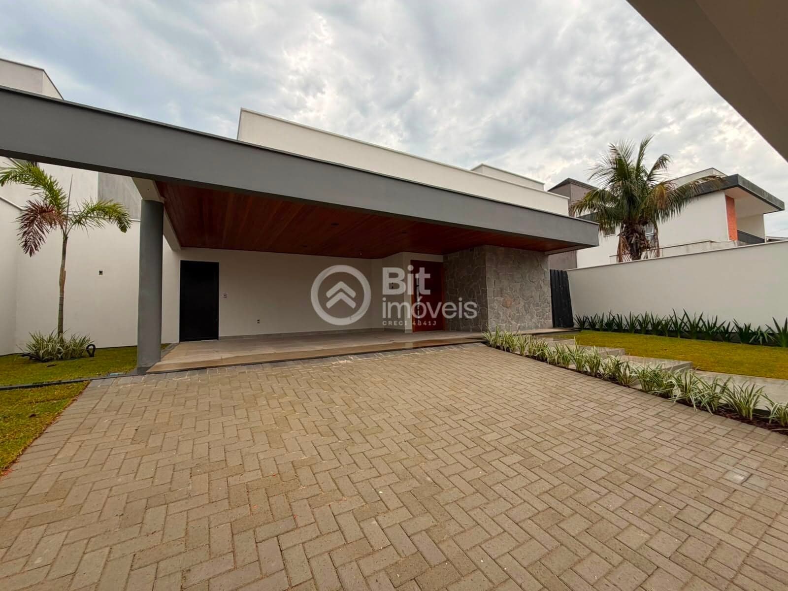 CASA EM OFICINAS