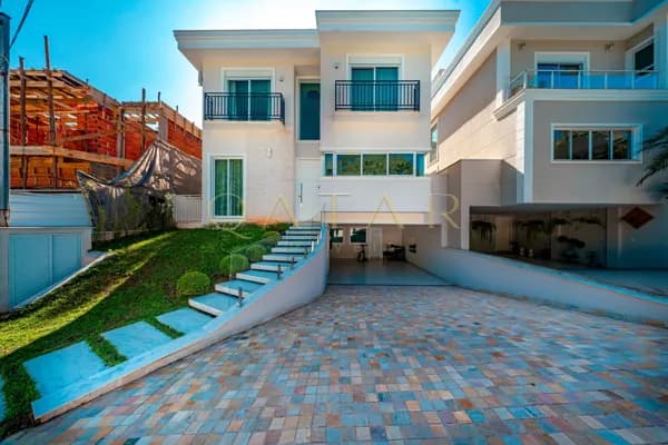 Residencial Alphaville 3 - Casa à venda com 324m² | 4 suítes