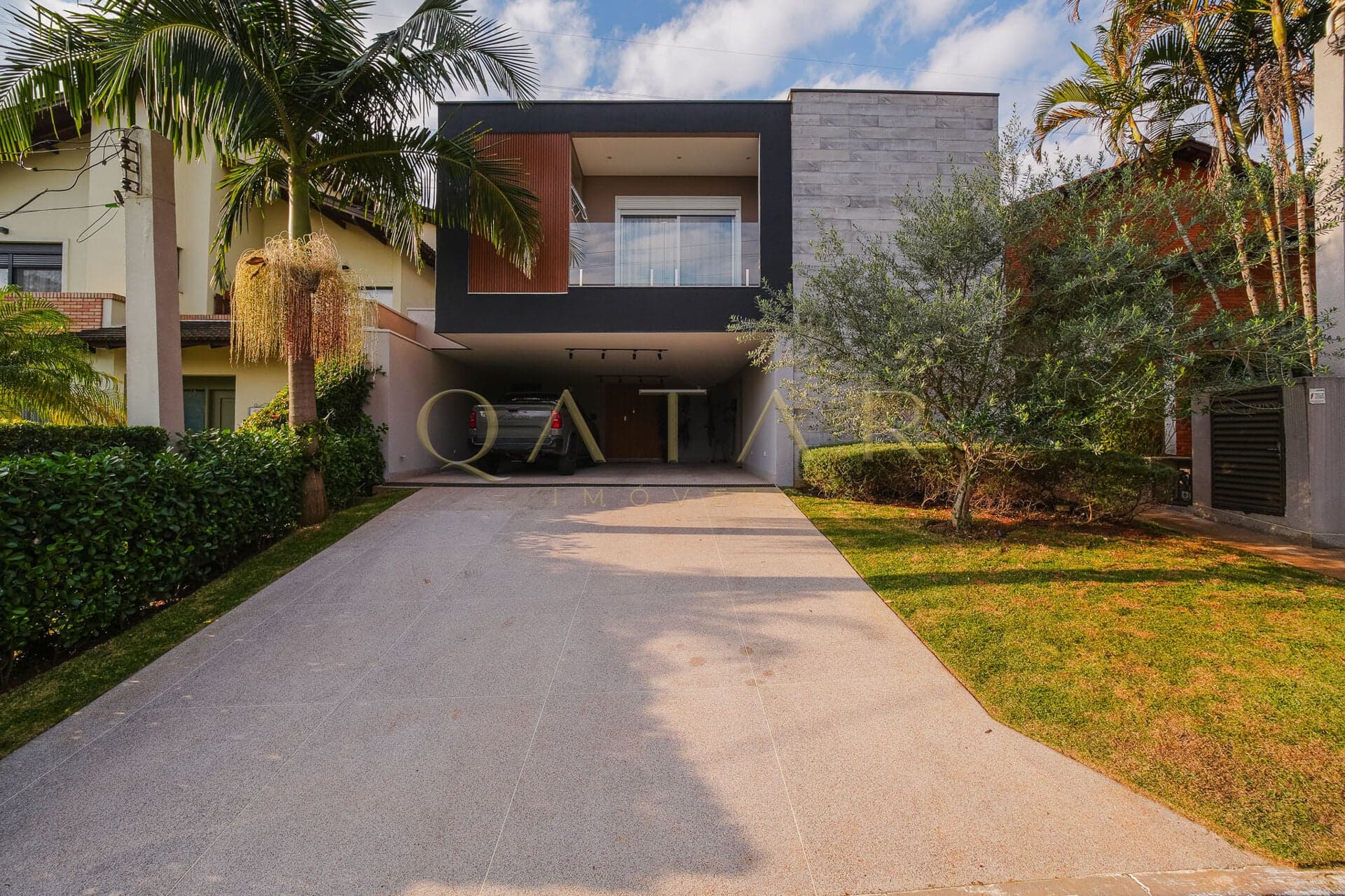 Residencial Alphaville 5 - Casa á venda com 476m² | 5 suítes