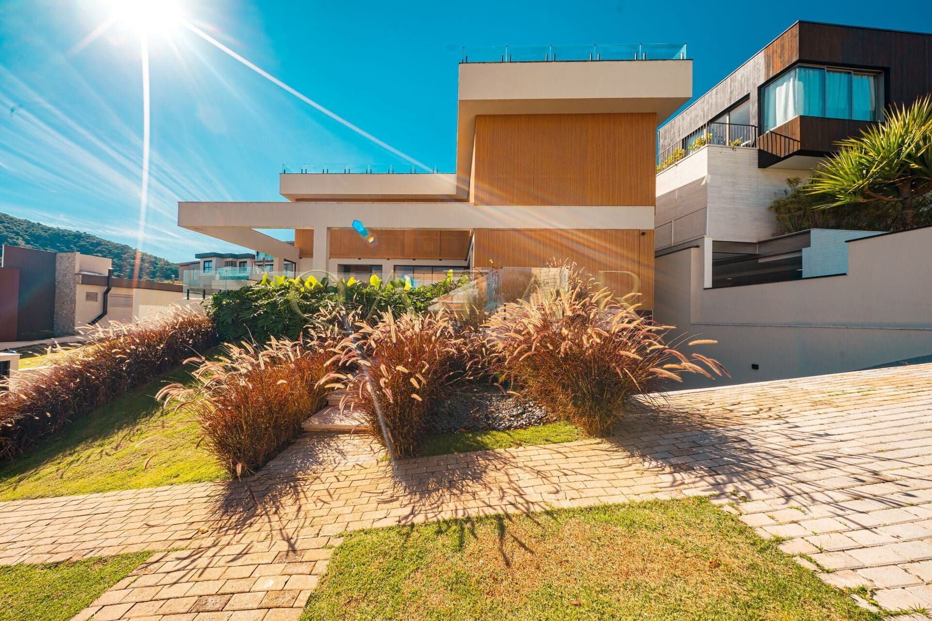 Tamboré 10 - Casa à venda com 838m² | 5 dormitórios