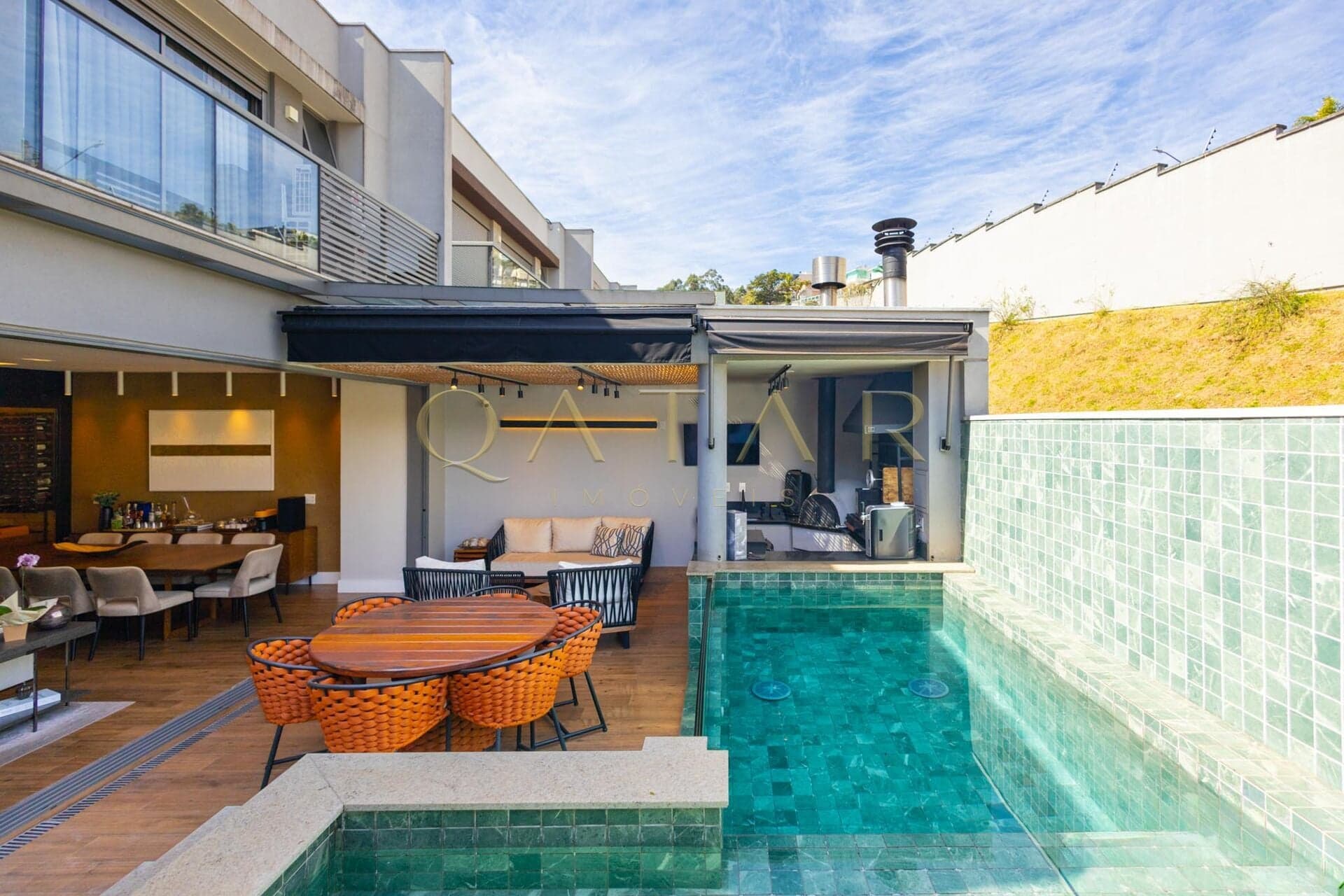 Origem MPD - Casa à venda com 200m² | 3 suítes