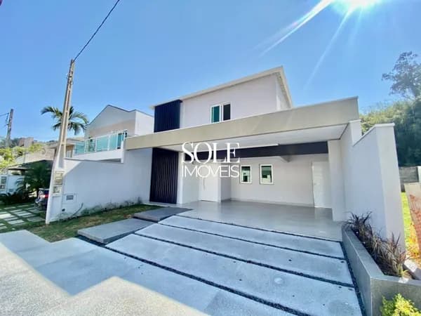 Casa no Condomínio Villa Verde, 3 suítes, quintal e 4 vagas – Malota, Jundiaí