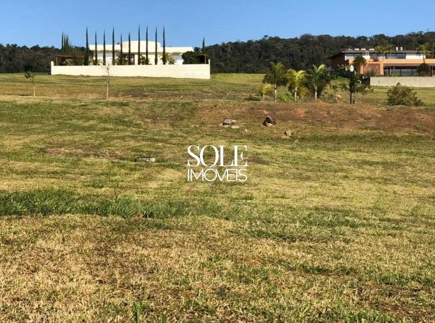 Terreno de 1.482 m² ao lado da área de lazer no Fazenda Serra Azul em Itupeva