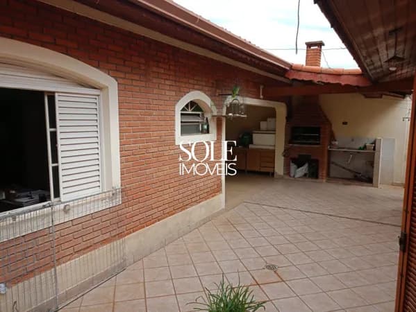Casa térrea com suíte master, espaço gourmet e edícula, Vila Rami, Jundiaí