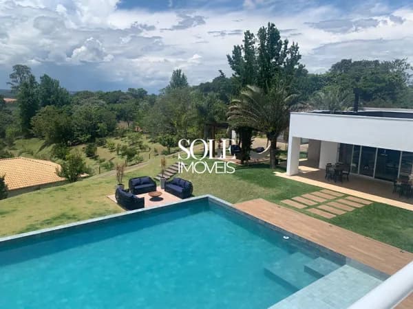 Casa em condomínio com 5 suítes e lazer completo no Ivoturucaia | Jundiaí