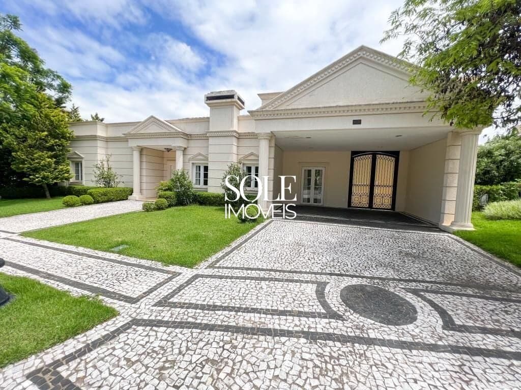 Casa neoclássica com piscina e vista no Veduta Verde – Jundiaí/SP