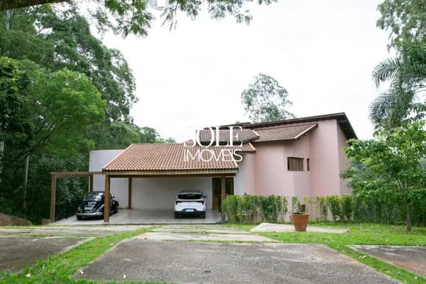 Casa Moderna com 3 Pavimentos e Área Gourmet em Jundiaí – 3 Quartos e Escritório