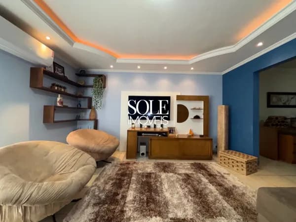 Casa com 3 Dormitórios, 1 Suíte com Hidromassagem, Área Gourmet, Segurança Completa no Jardim Merci em Jundiaí