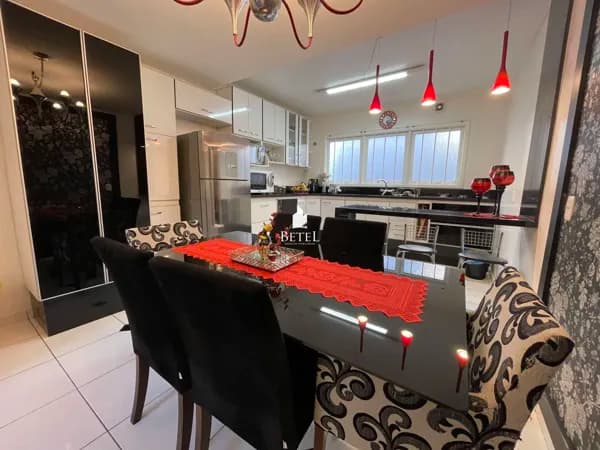 Casa em Caxias do Sul - Kayser