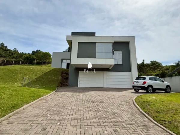 Casa de Condomínio em Caxias do Sul - Linha 40