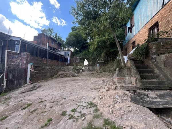Lote/Terreno em Caxias do Sul - Medianeira