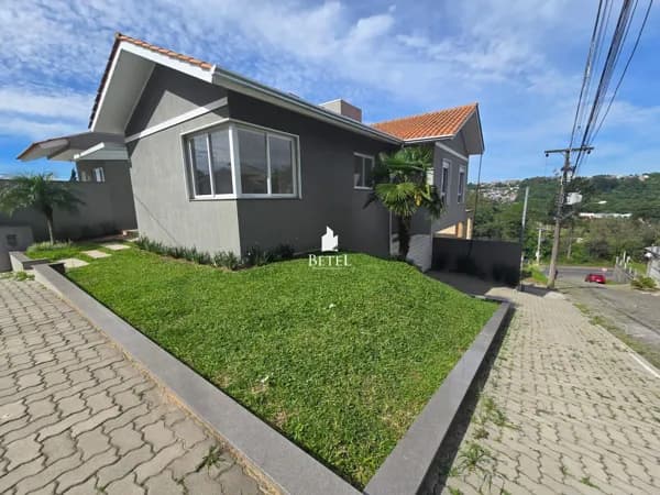 Casa em Caxias do Sul - Salgado Filho