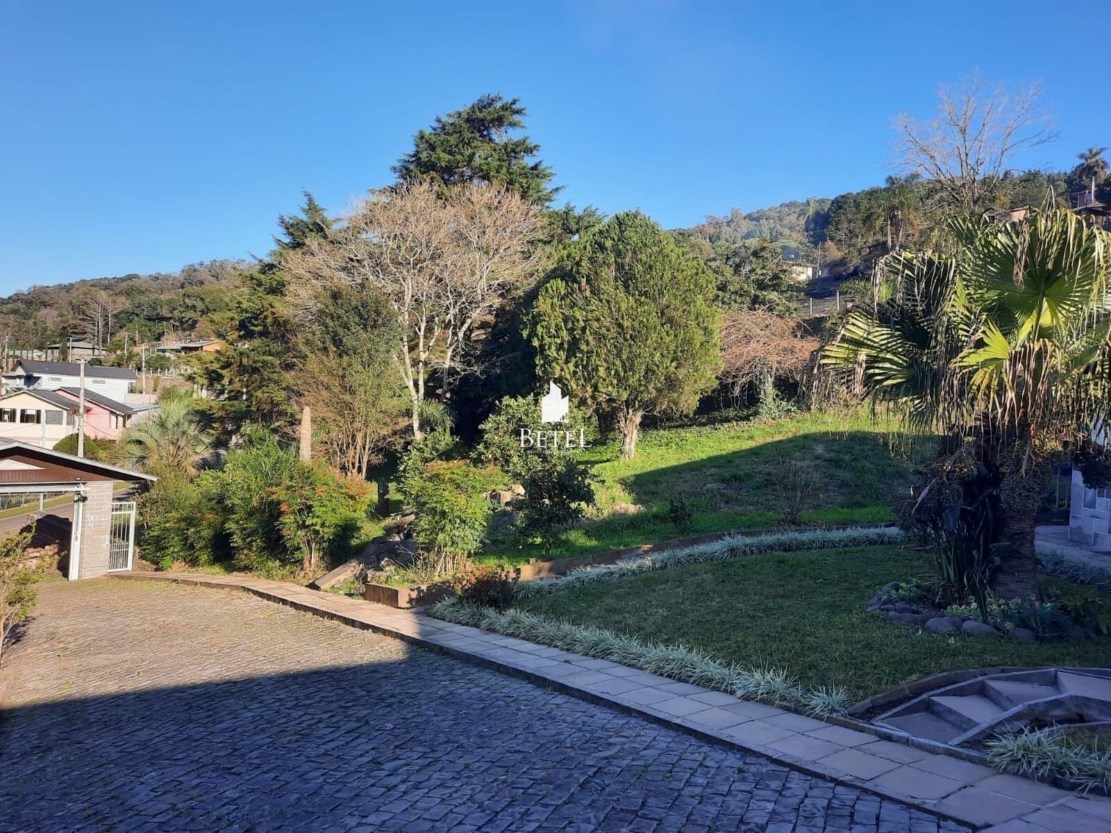 Lote/Terreno em Caxias do Sul - Linha 40