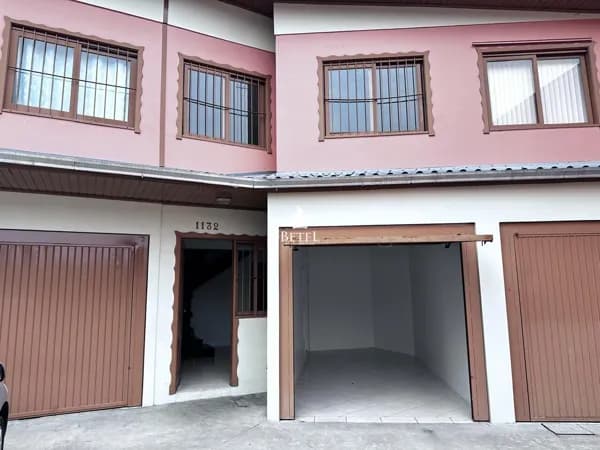 Sobrado em Caxias do Sul - São Caetano