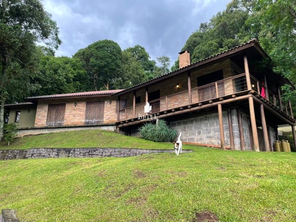 Casa em Caxias do Sul - Linha 40