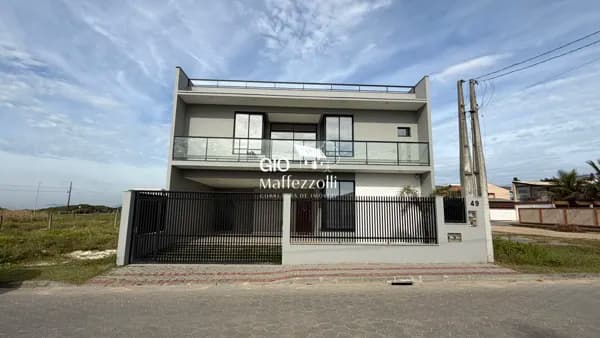Casa em São Francisco do Sul, Bairro Ervino