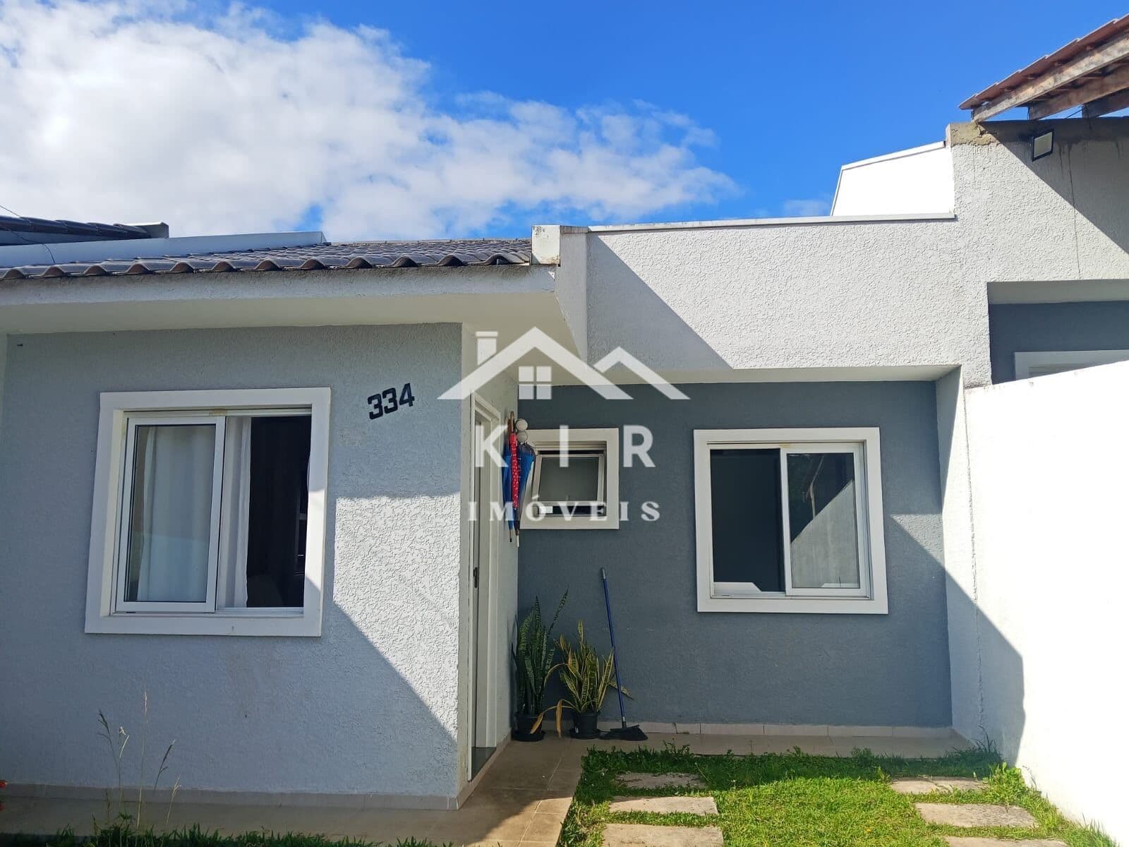 Casa em Araucária - Costeira