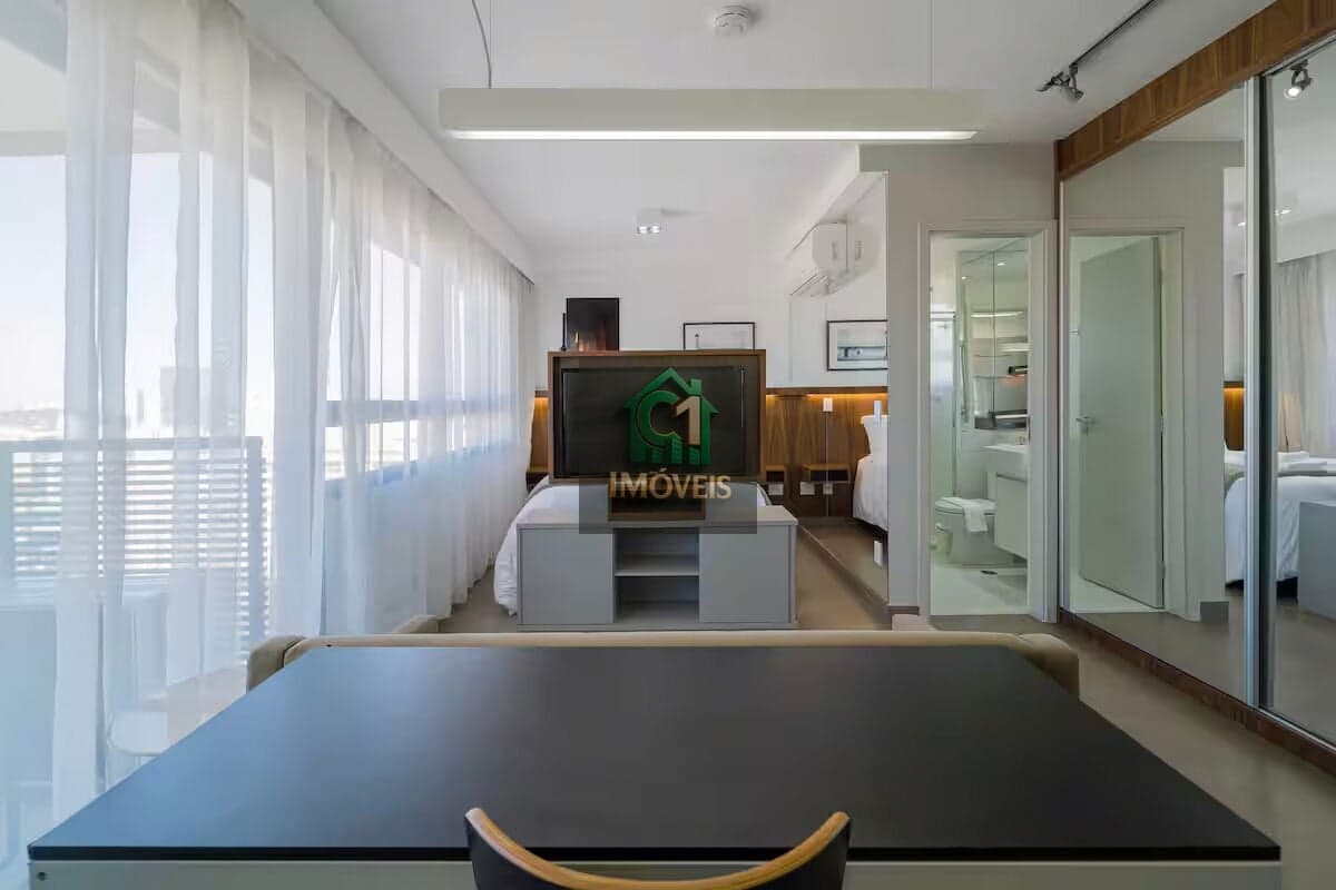 Studio - 35 m2 com uma vaga de garagem na Vila Madalena.