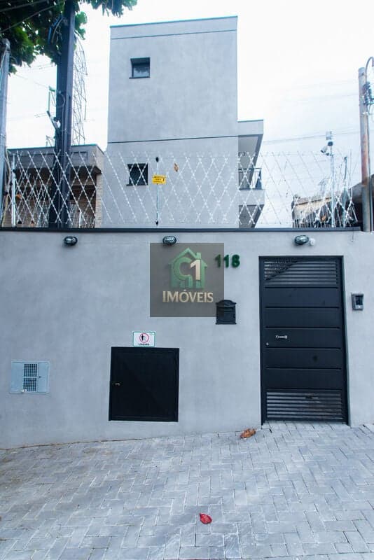 Prédio Residencial com 6 Estudios de locação para venda no Parque São Domingos