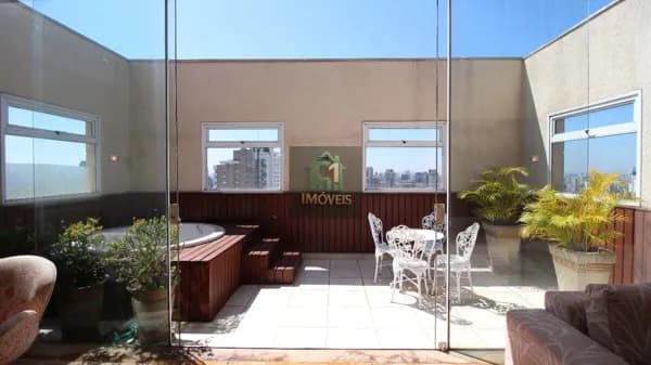 Cobertura duplex linda à venda no Paraíso - 4 suítes, 4 vagas + depósito- 425,35 m²