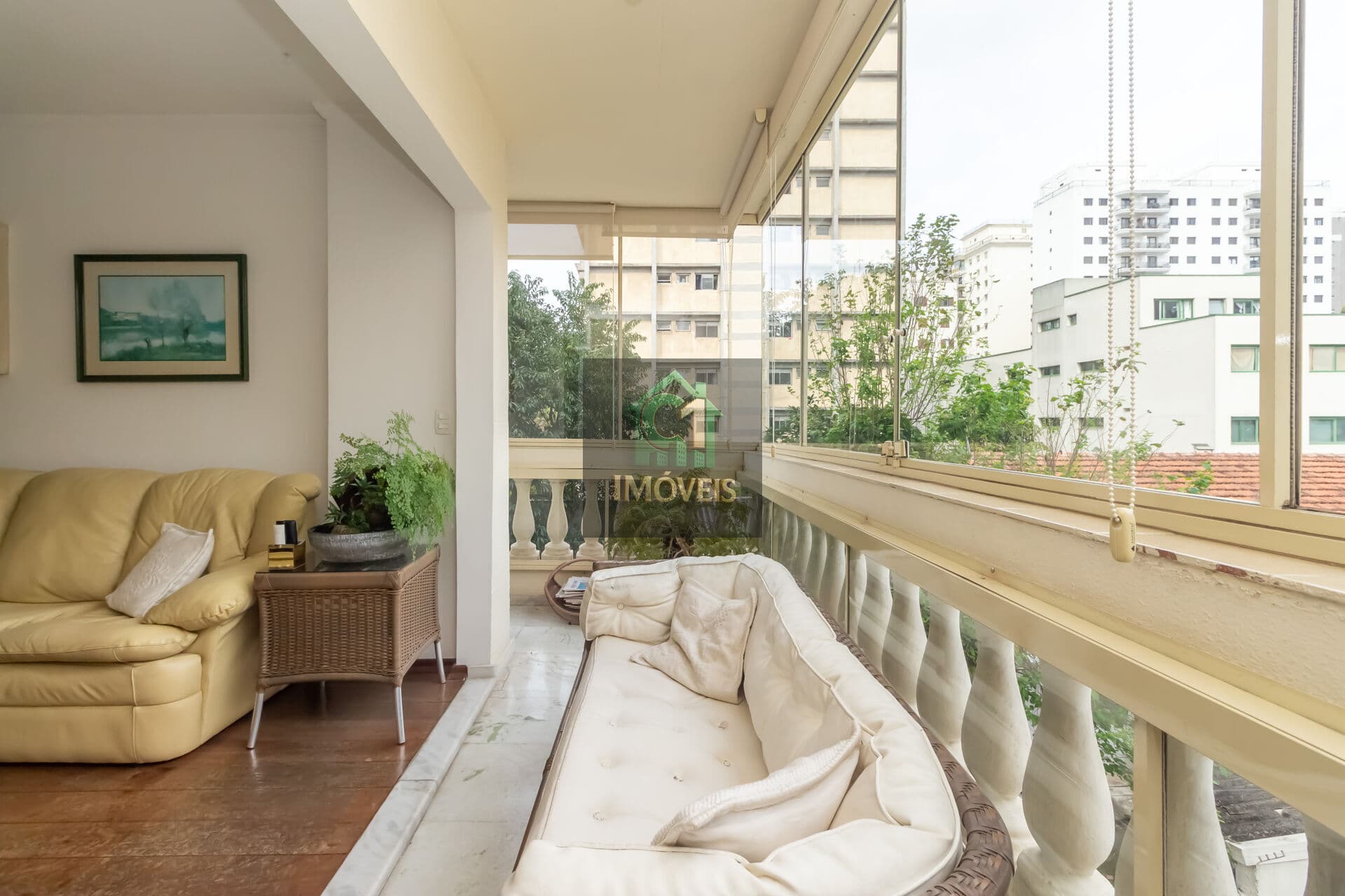 Apartamento 130 m²- 4 dormitorios- 03 vagas- Vila Madalena