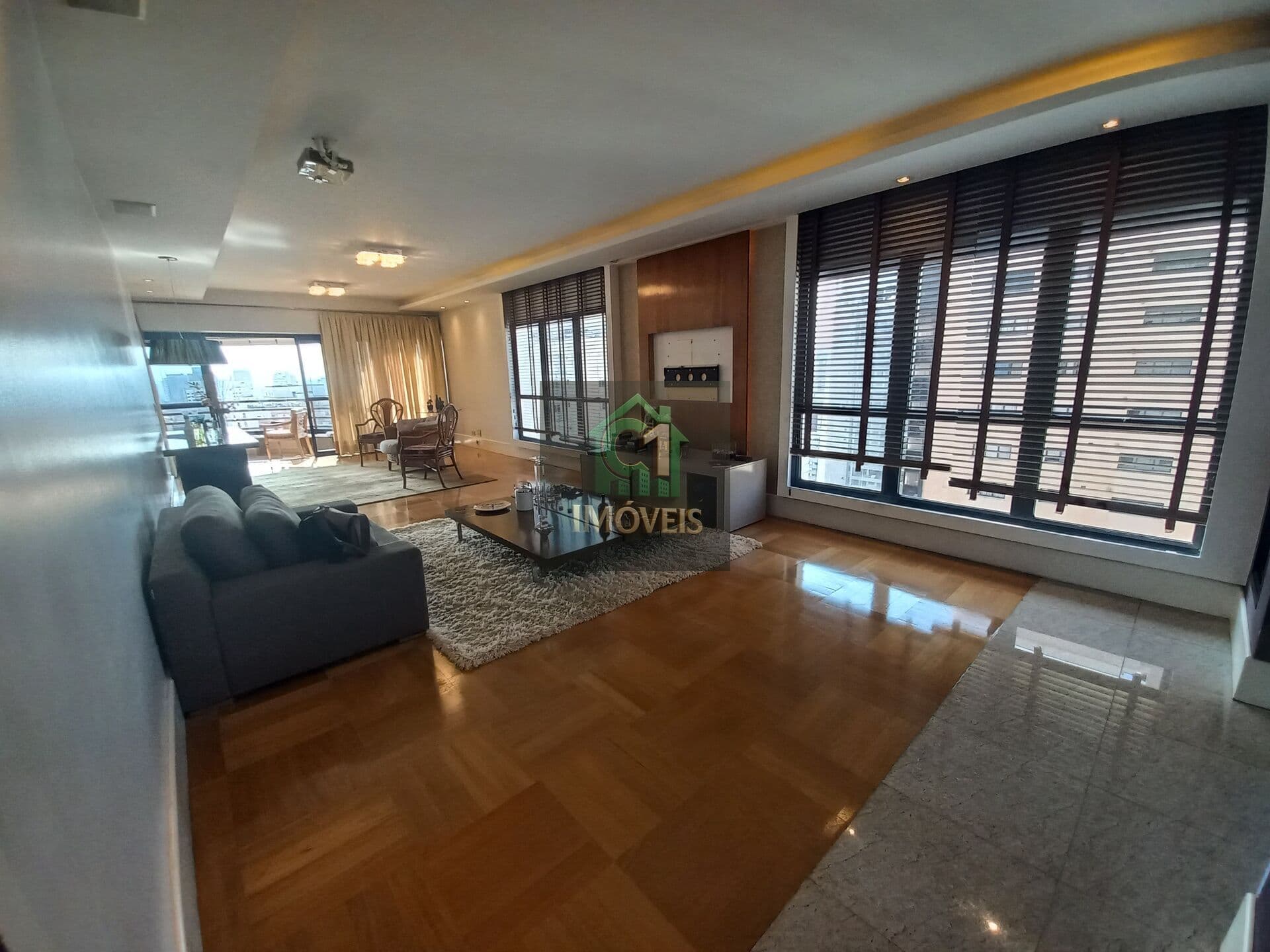 Lindo apartamento de 4 dormitórios em Perdizes.