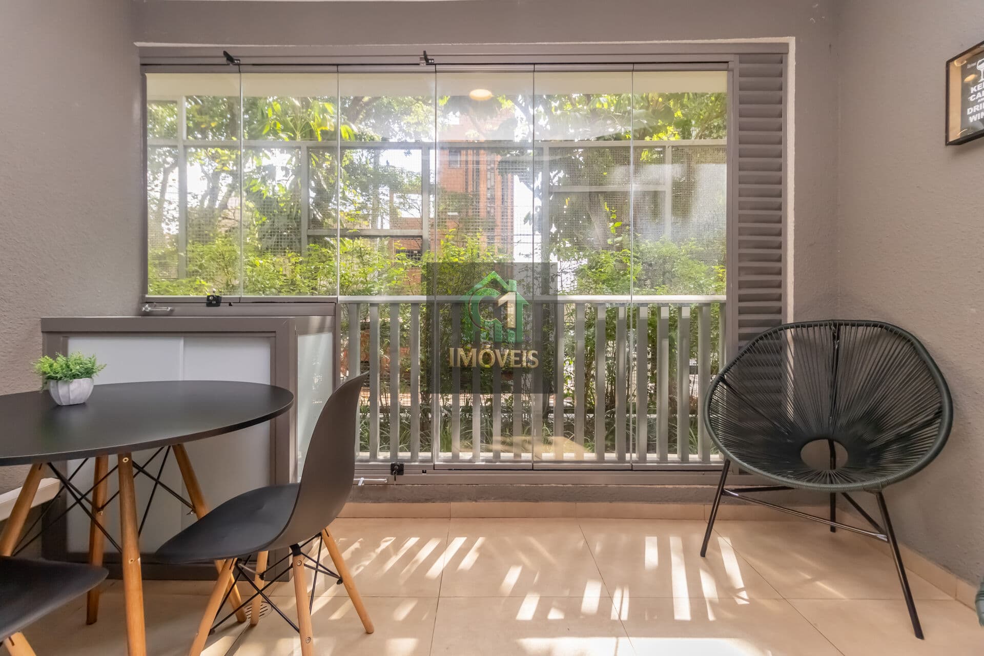 Stúdio com 25m²- Mobiliado - Viala Madalena