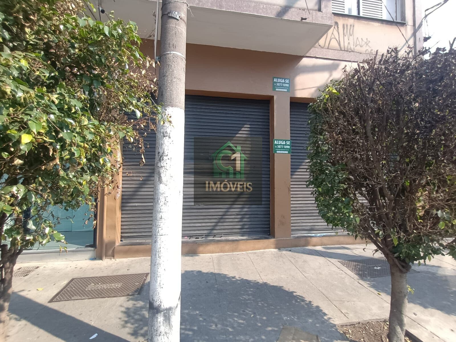 Loja 90m² - 2 banheiros
