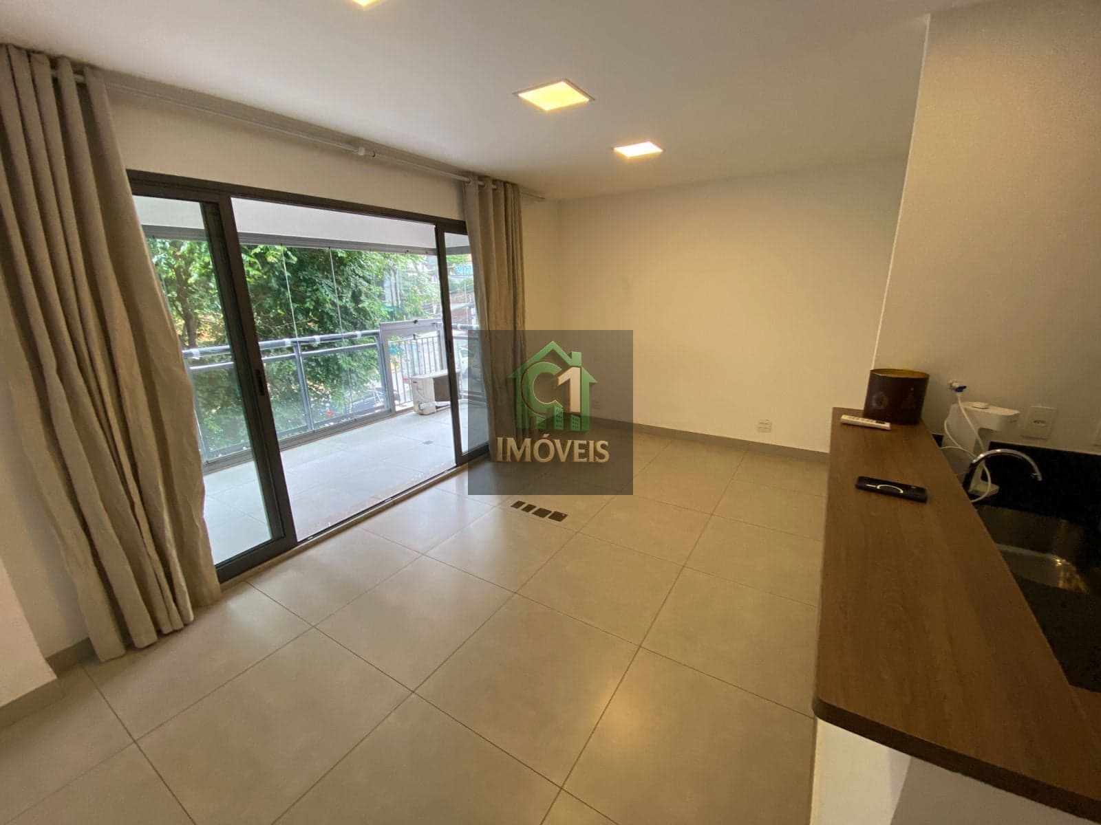 Apartamento 43m²- 1 dormitório- 1 vaga garagem - Vila Madalena