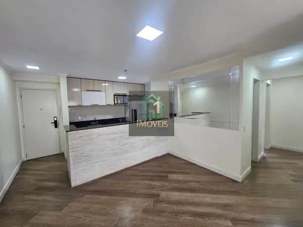 Oportunidade de LOCAÇÃO - Apartamento com 2 quartos, 77 metros, do lado do shopping