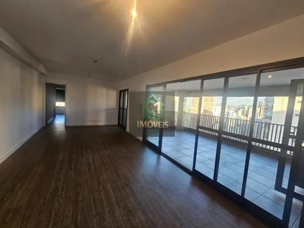 Apartamento à venda em Perdizes | 151 m² | 3 suítes | 2 vagas | Varanda Gourmet.
