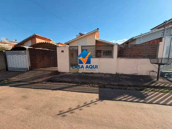 Casa em Jaciara - VILA PLANALTO