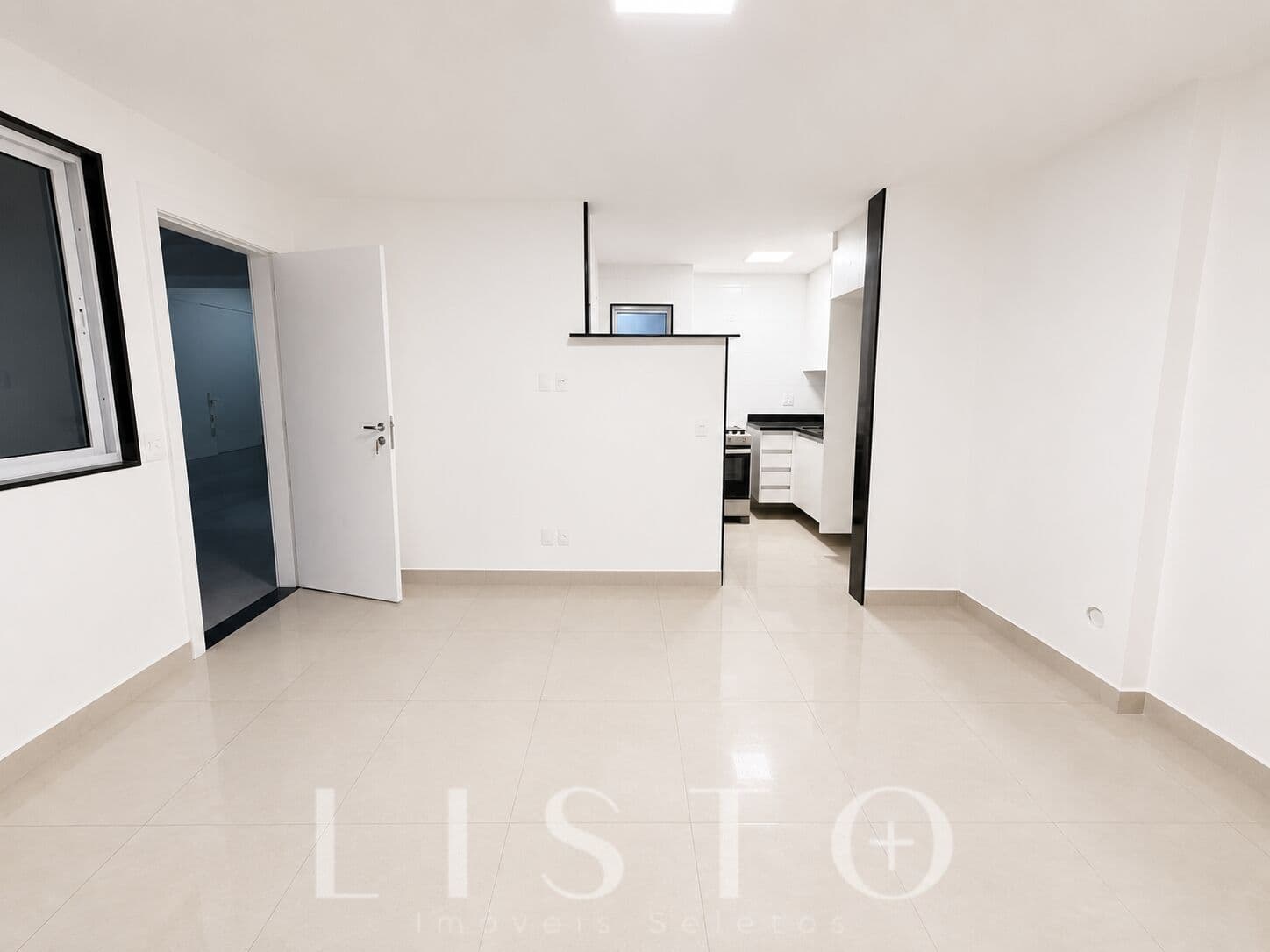 Apartamento para alugar no Leblon | 62m² | 2 Suítes | Quadra da Praia