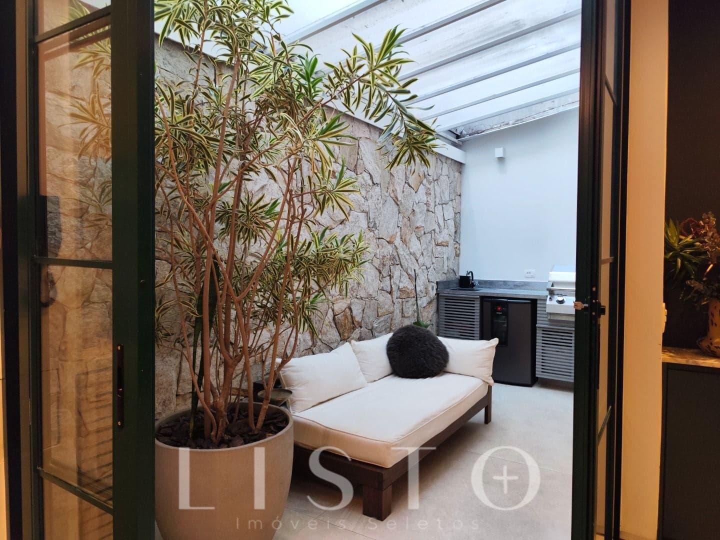 Apartamento Garden com 2 dormitórios à venda, 68 m² por R$ 2.690.000,00 - Leblon - Rio de Janeiro/RJ