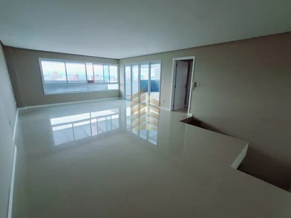 Apartamento Cobertura Duplex no Centro