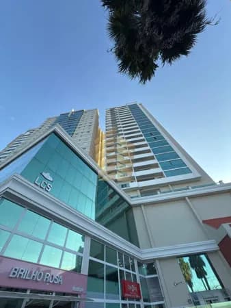 Apartamento no Edifício Santos Dumont