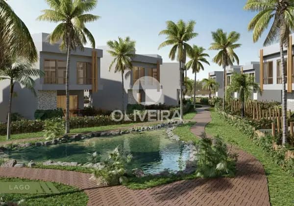 Casa de 3 Suítes com Piscina Privativa na Praia do Marceneiro: O Refúgio Familiar na Rota Ecológica