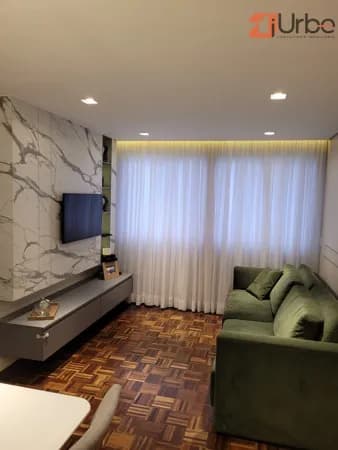 Apartamento "Reformado" à venda com 79m², 2 dormitórios, próximo à Estação Oscar Freire