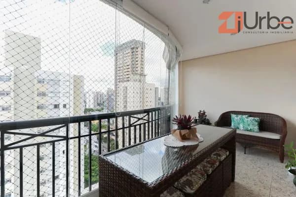 Apartamento à venda com 142m², 3 suítes, 3 vagas em Santana