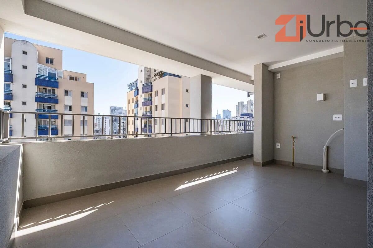 Apartamento pronto para morar 126m², 2 vagas à venda em Pinheiros próximo à Estação Fradique Coutinho