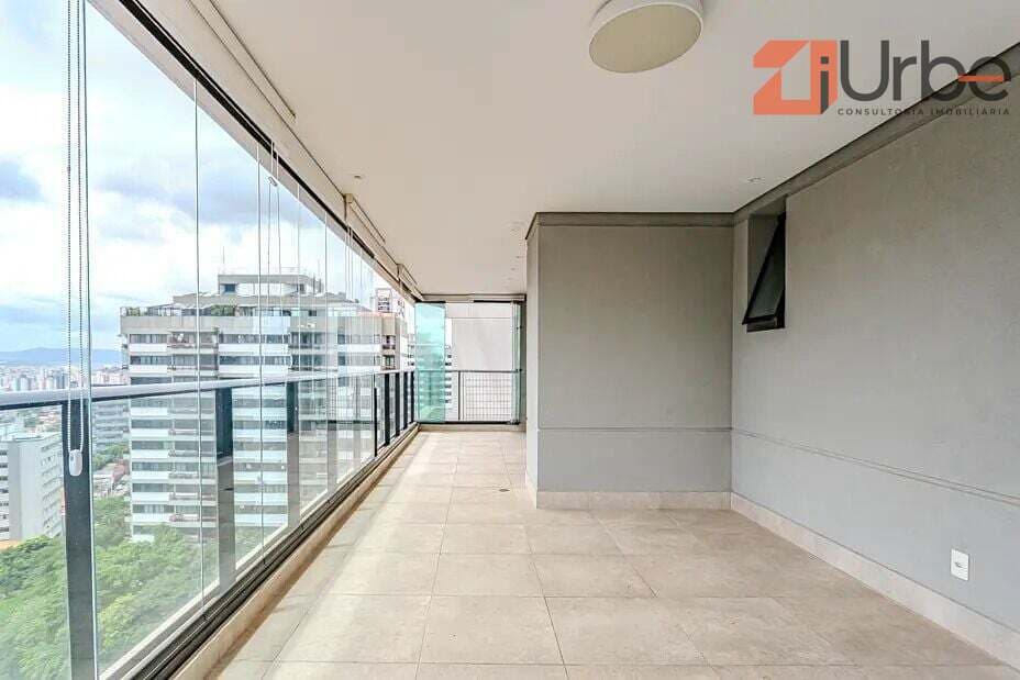 Cobertura Duplex de Luxo à Venda em Perdizes | Terraço com Spa | 4 Suítes