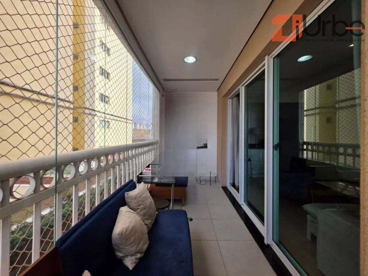 Apartamento à venda com 117m², 3 dormitórios, 3 vagas próximo ao Metrô Santana