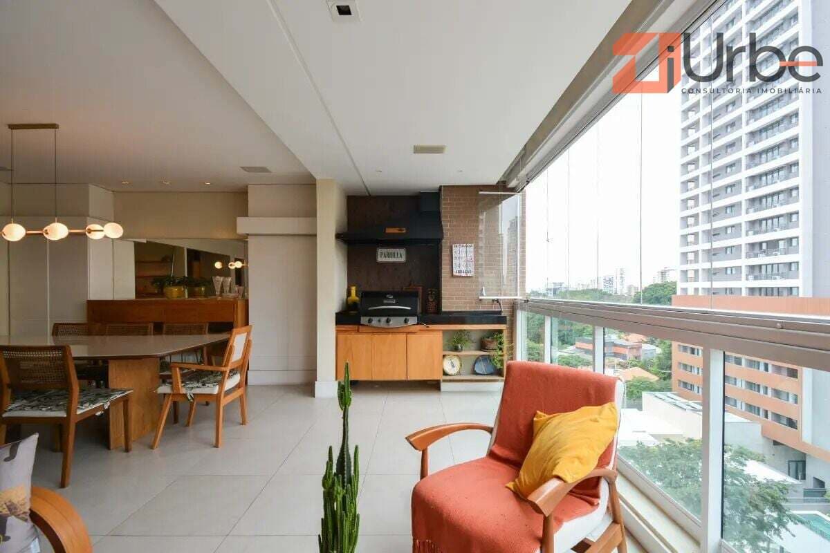 Alto Padrão em Perdizes | Apartamento Novo com 3 Suítes e Quadra de Tênis