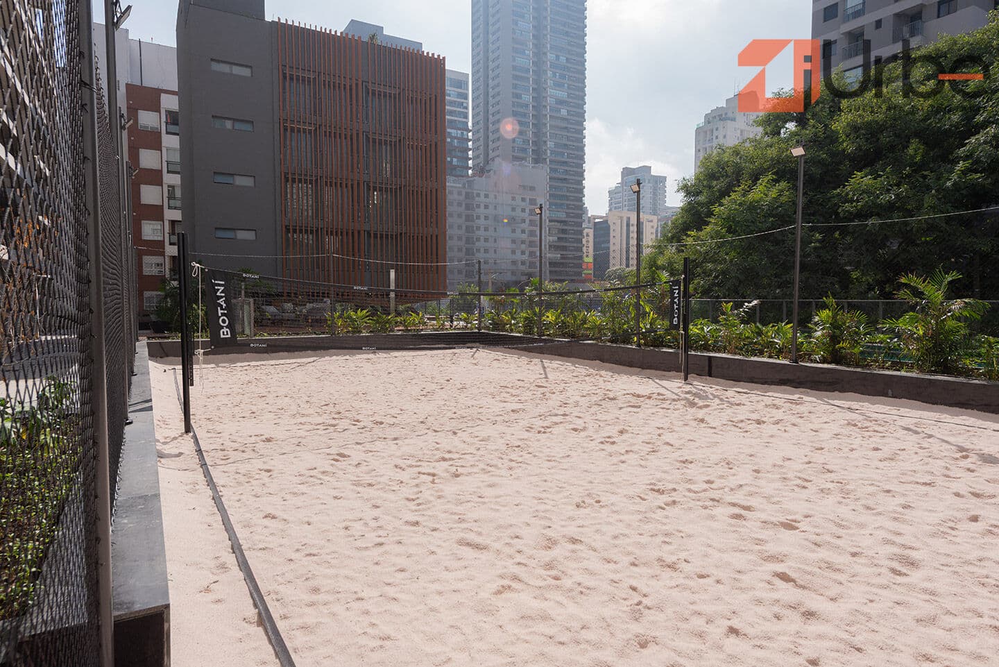 Cobertura Duplex pronta com 3 suítes à venda, 198m², localizado à 5 minutos da futura estação de Metrô