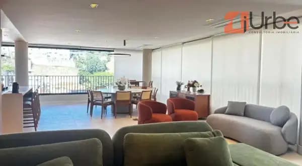 Lindíssimo apartamento à venda com 220m², 4 suítes, próximo à estação Sumaré