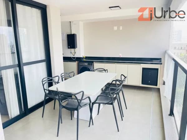 Apartamento à venda com 81m², 2 dormitórios próximo ao Bourbon Shopping na Vila Romana