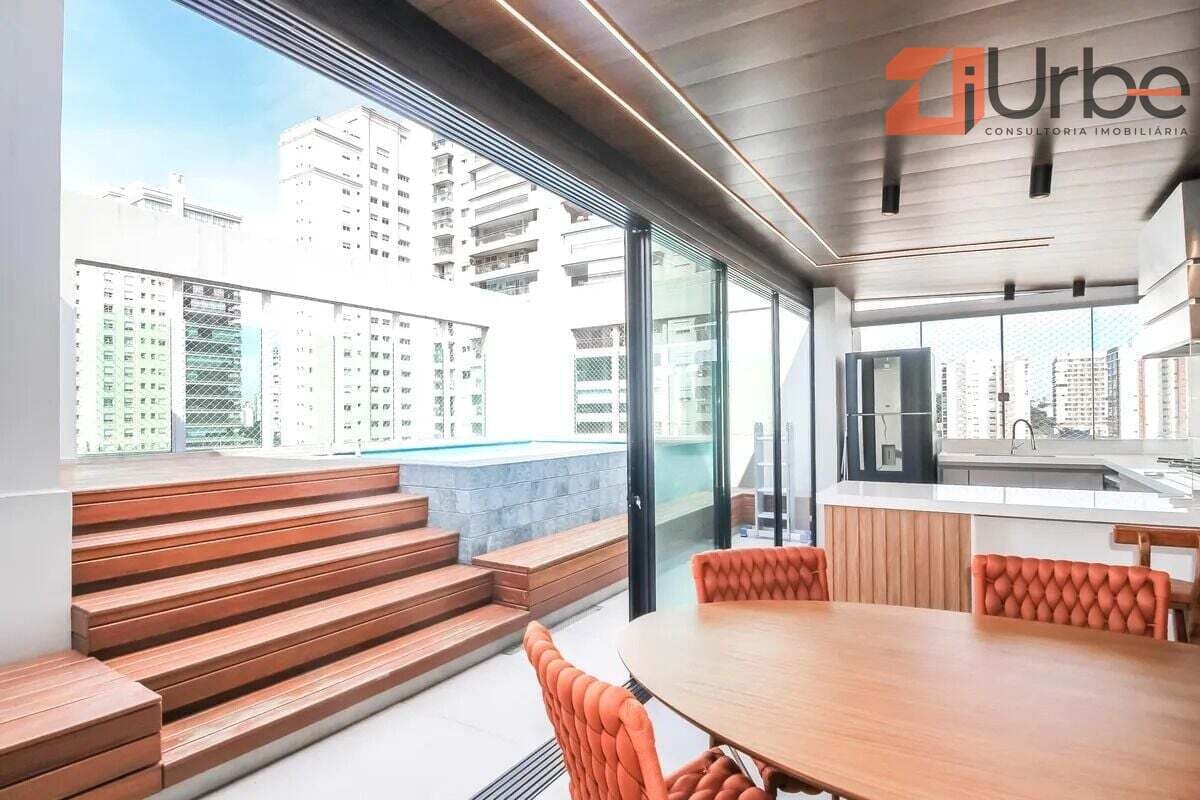 Cobertura Duplex com piscina privativa 200m², 4 dormitórios, 3 vagas à venda na Vila Romana