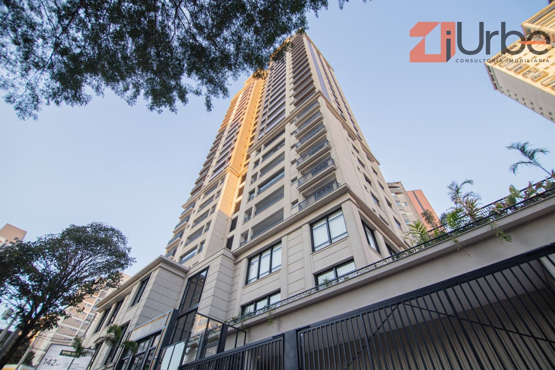 Apartamento com 4 suítes à venda, 142m² próximo ao Shopping West Plaza