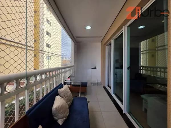 Apartamento à venda com 117m², 3 dormitórios, 3 vagas próximo ao Metrô Santana