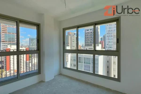 Apartamento pronto para morar 94m² à venda em Pinheiros próximo à Estação Fradique Coutinho